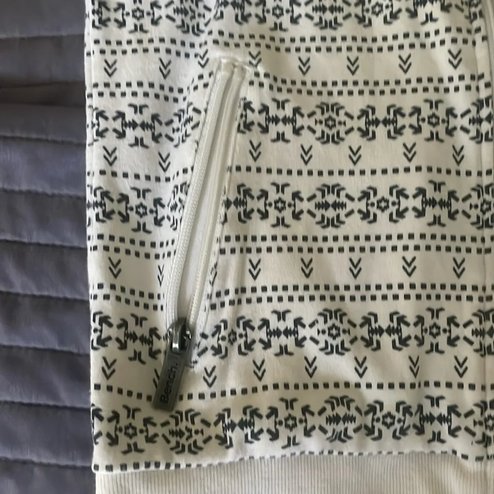 Bench Jacket - Picture 3 of 5